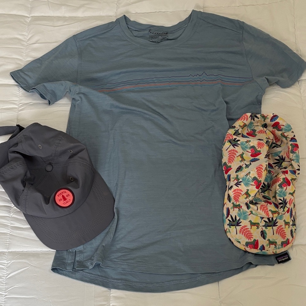 Woman’s Running combo! Merino shirt and hats!